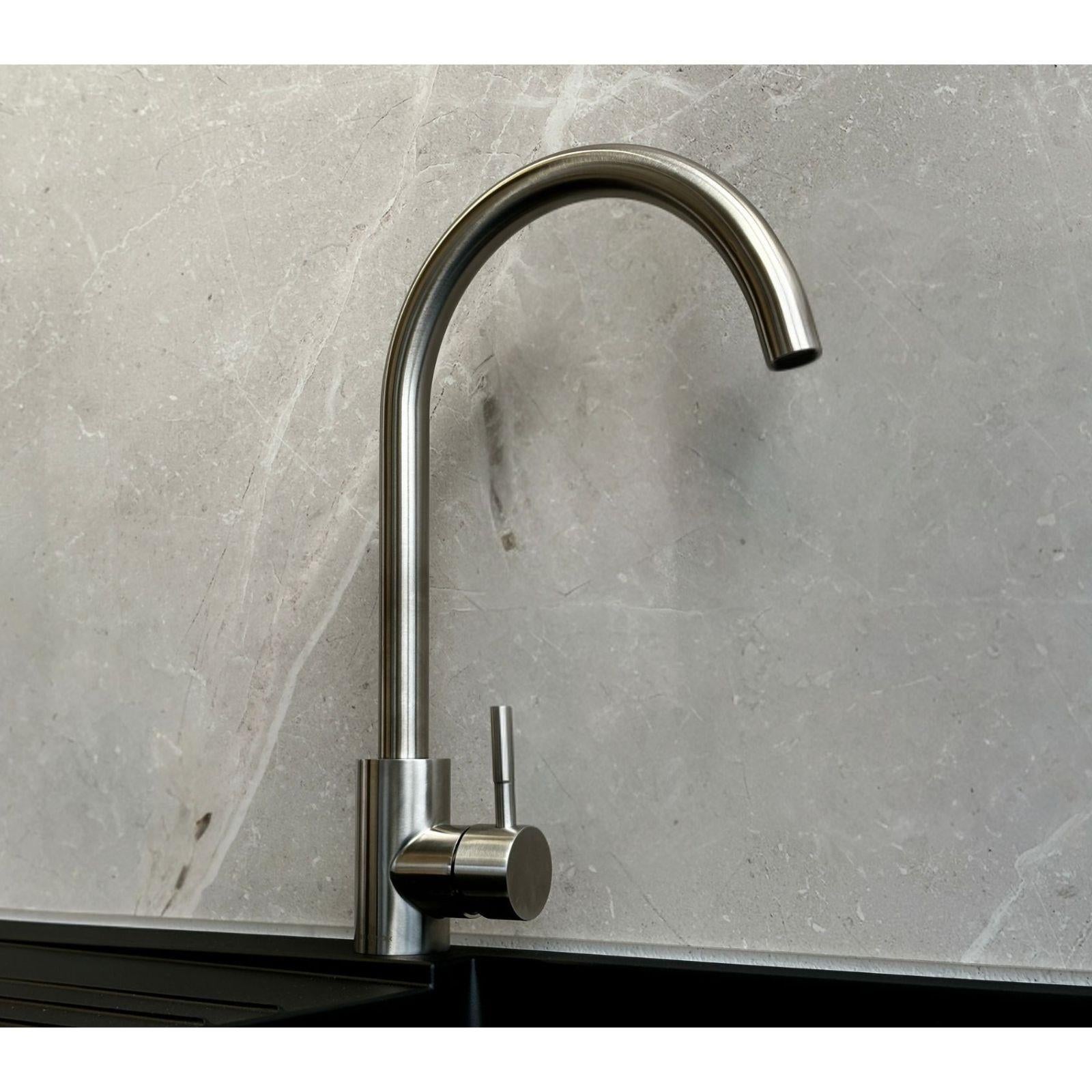 Reginox TARAVO BN – Grifo monomando de cocina de cuello de cisne en níquel cepillado 
