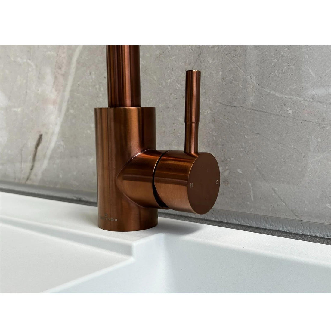 Reginox TARAVO CP – Grifo monomando de cocina de cobre con cuello de cisne 