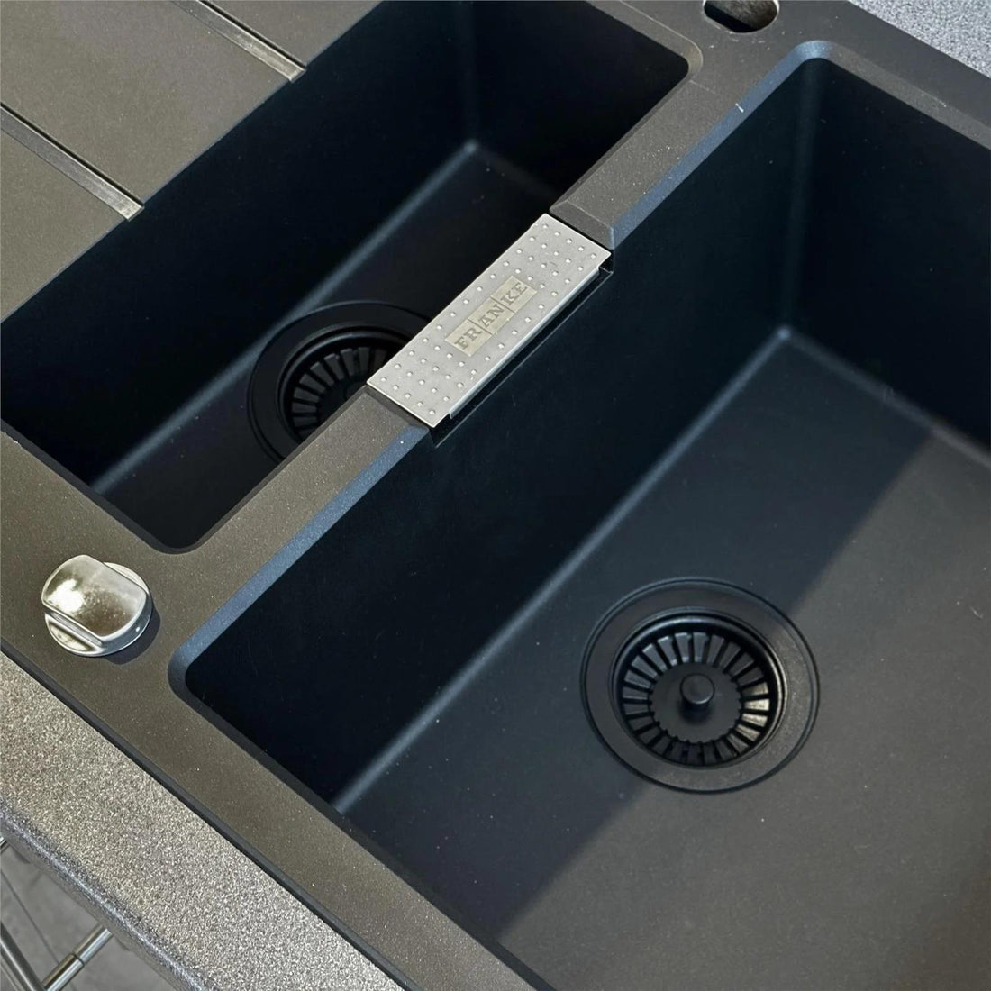 Luquicina LED3MB – Cesta de desagüe para fregadero de cocina, color negro mate 