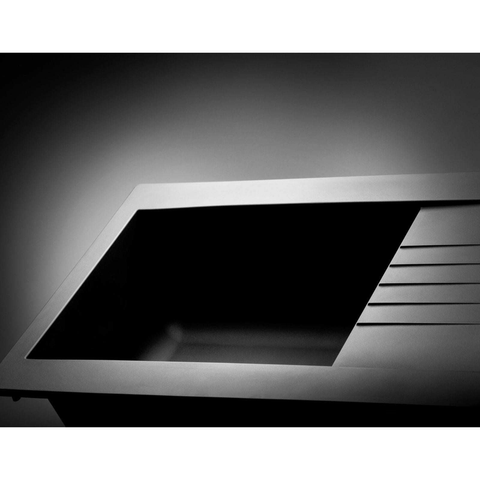 Luquicina LD1BL – 1XL Inset Composite Black Reversible Kitchen Sink with Drainer & LE453MB Pull Out Mono Black Kitchen Mixer Tap