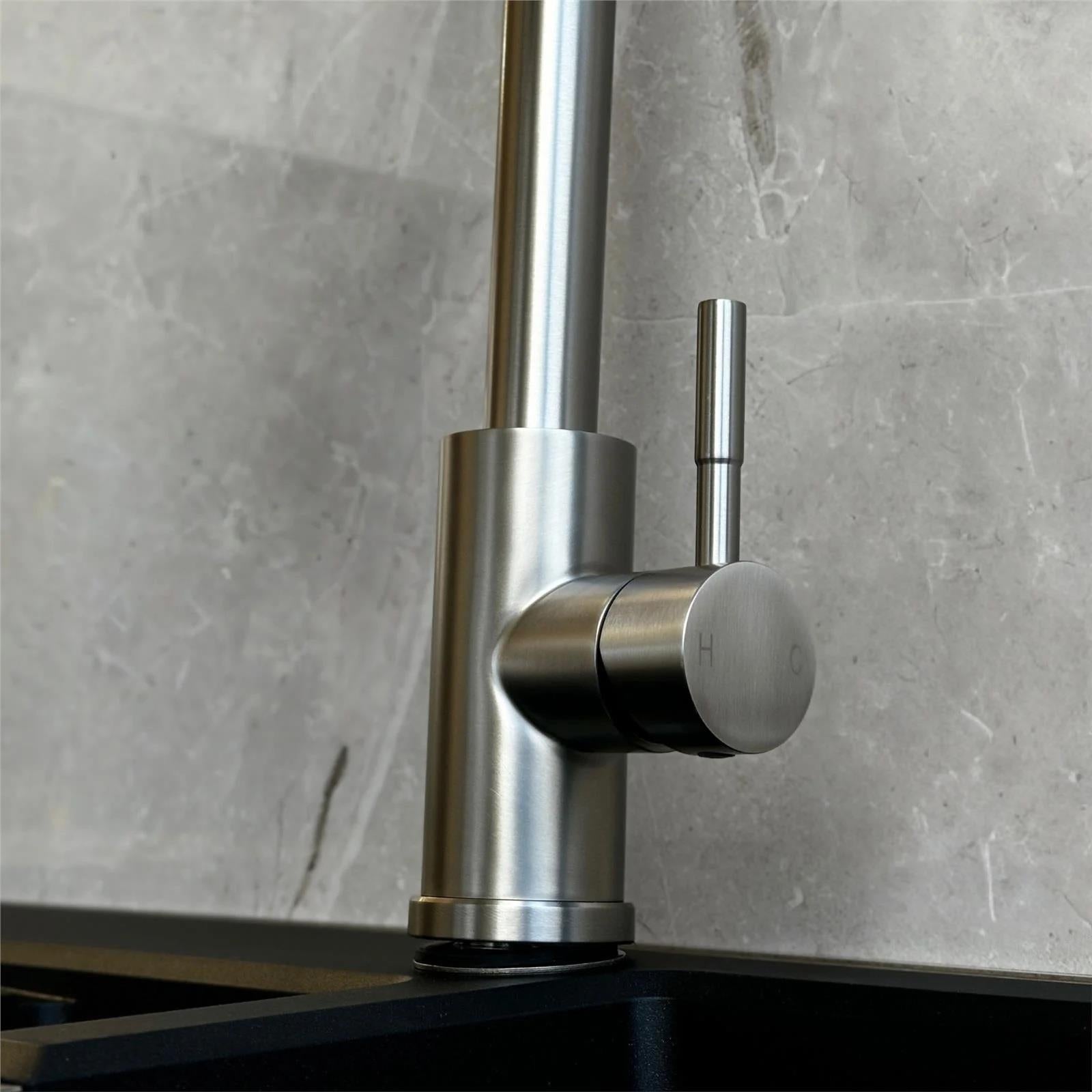 Luquicina LE11BS – Grifo monomando extraíble de acero cepillado para cocina 