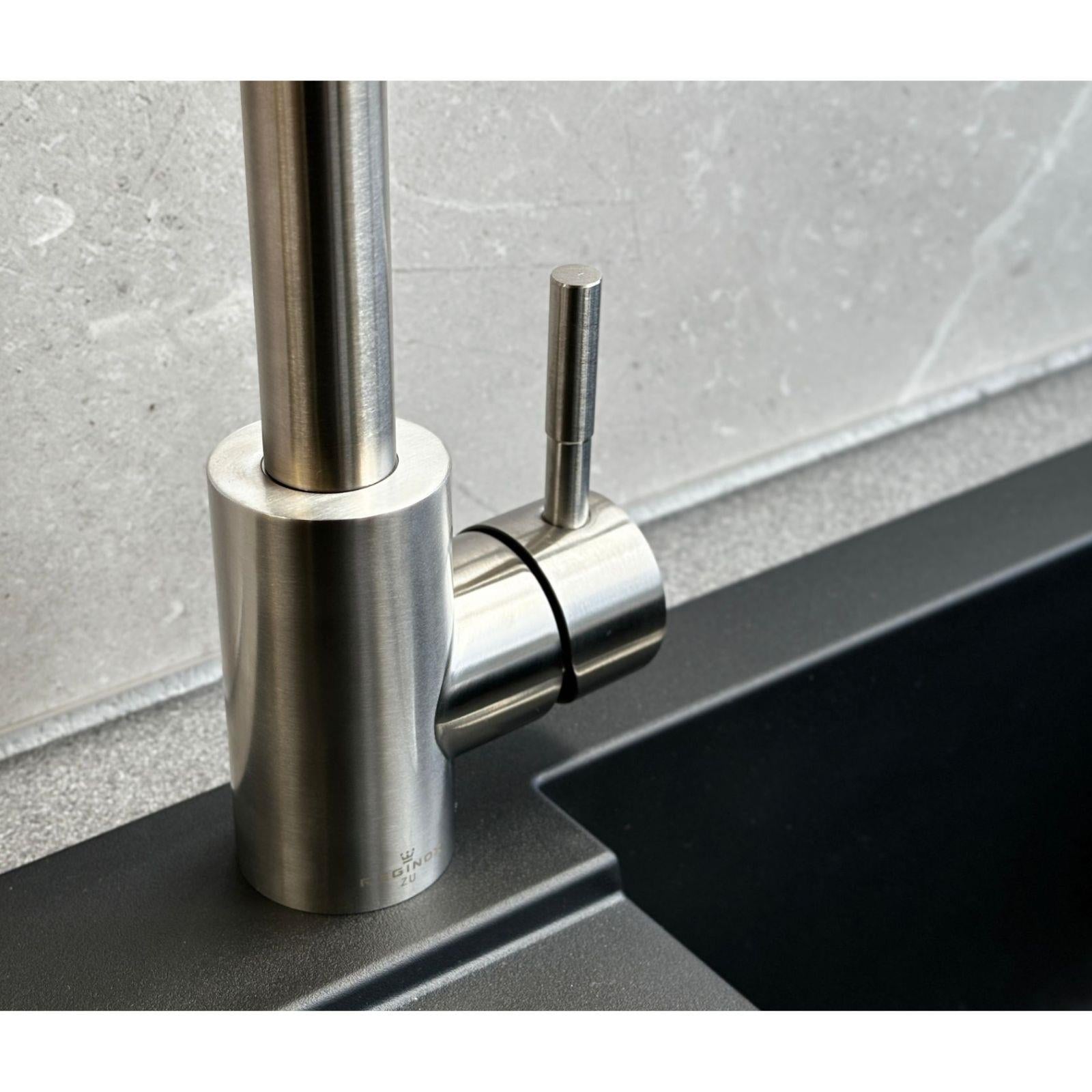 Reginox TARAVO BN – Grifo monomando de cocina de cuello de cisne en níquel cepillado 