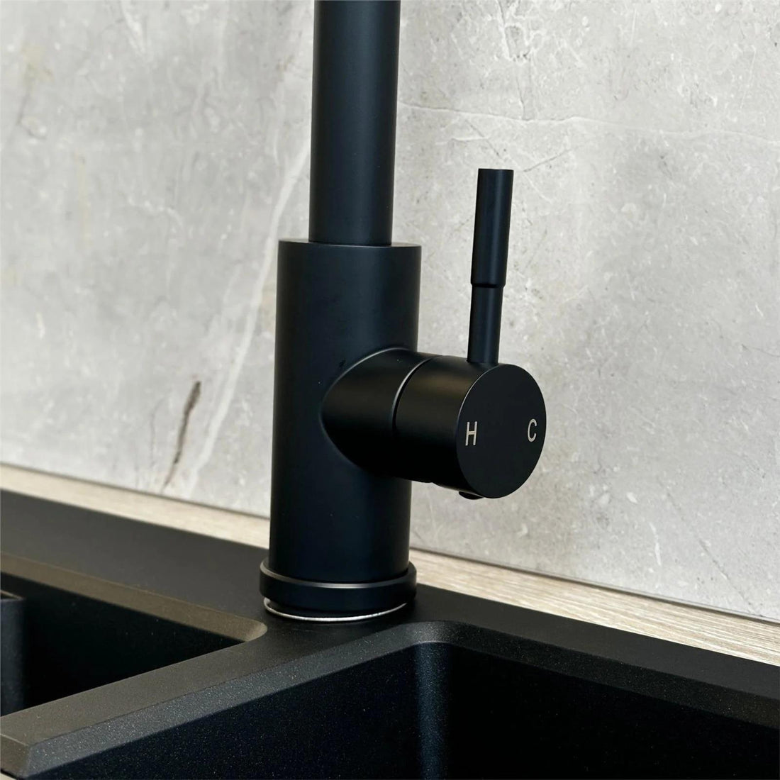 Luquicina LE11MB – Grifo monomando extraíble para cocina, color negro mate 