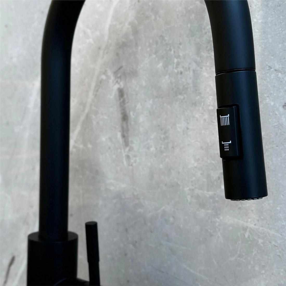 Luquicina LE453MB – Grifo monomando extraíble para cocina, color negro 