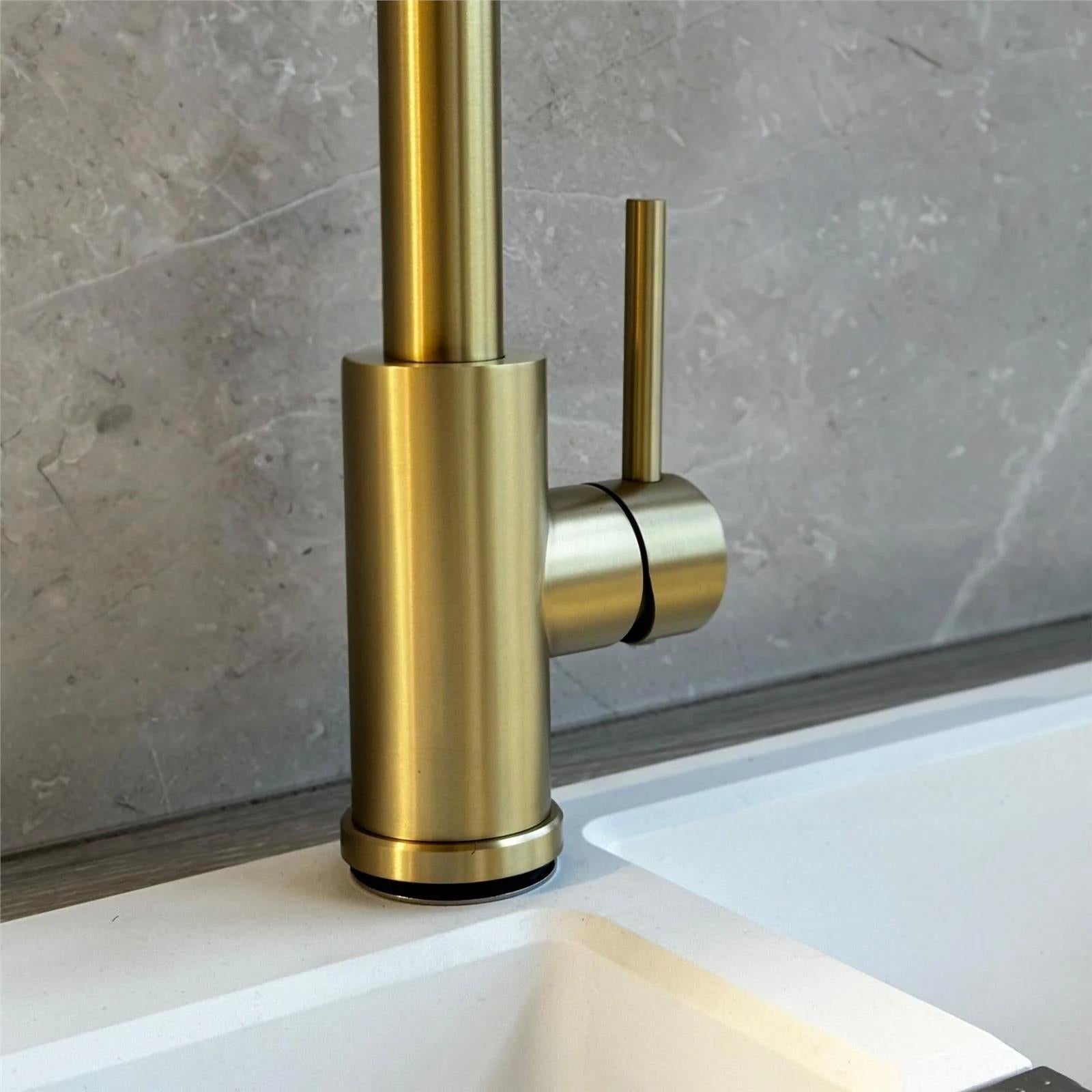 Luquicina LE455BR – Grifo Mezclador de Cocina Latón Cepillado con Caño Alto Extraíble – Monomando, Giro 360°, Cuello Cisne, Estilo Moderno 